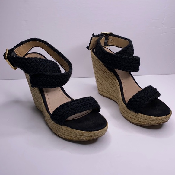 Steve Madden Shoes - Steve Madden black Fantasik strap wedges 7.5